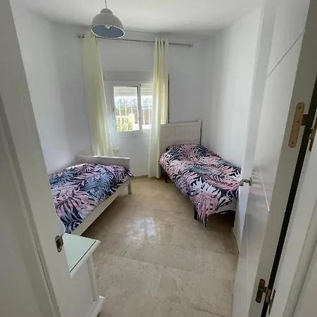 Urb Alcantara * לה קאלה דה מיחאס