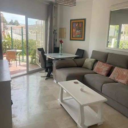 Urb Alcantara לה קאלה דה מיחאס